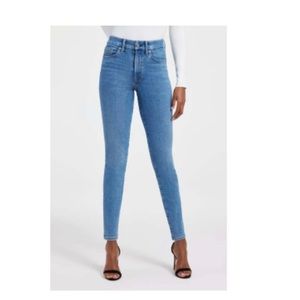 Good American Size 14-18 Skinny Jeans always fits, good legs, stretchy